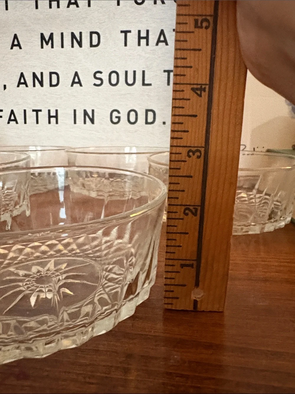 (8) VTG ARCOROC France Starburst Star Cut Dessert Fruit Bowls Glass Crystal